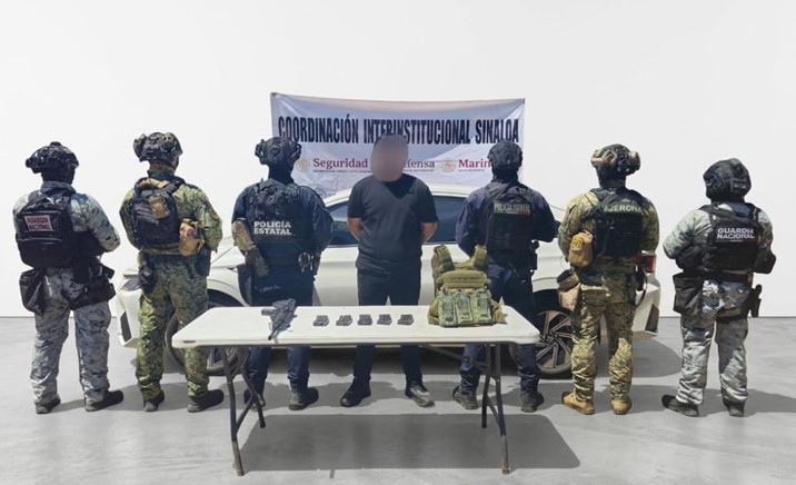 Detienen a civil armado en Valle Alto, Culiacán