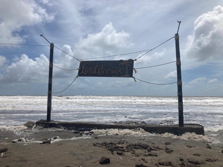 Piden a la ciudadanía extremar precauciones por marejadas en Las Glorias, Guasave