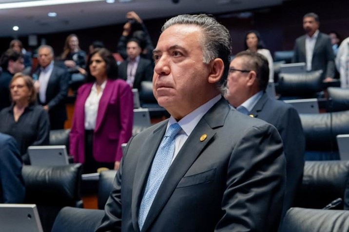 Enrique Inzunza niega contacto con autoridades de EU