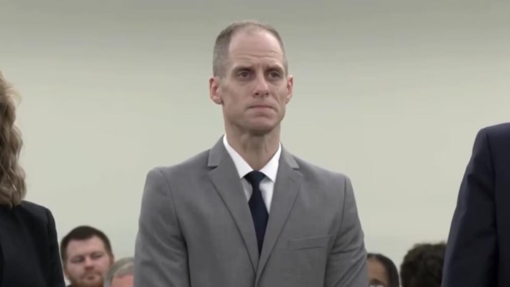 Exlíder religioso espera sentencia tras homicidio de su esposa