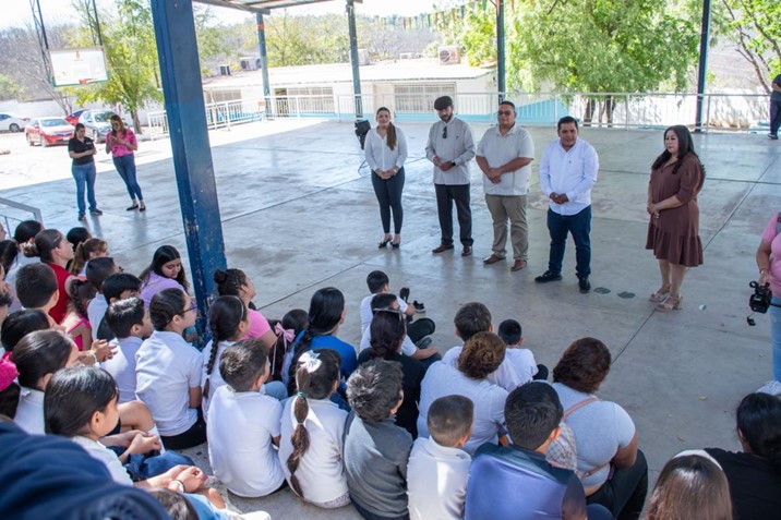 Concluye con éxito jornada de salud infantil en primaria de Culiacán