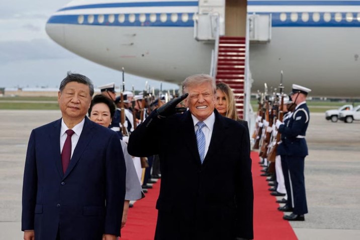 Trump descarta nuevas reglas mientras crece debate sobre superinteligencia
