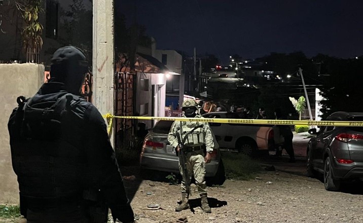 Gatilleros se meten a una casa en la colonia López Mateos y acribillan a un hombre
