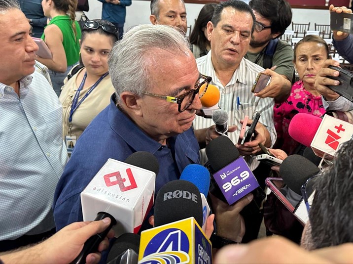  Gobernador delega caso de agresión entre funcionarios; “lo tiene que atender el secretario”, afirma