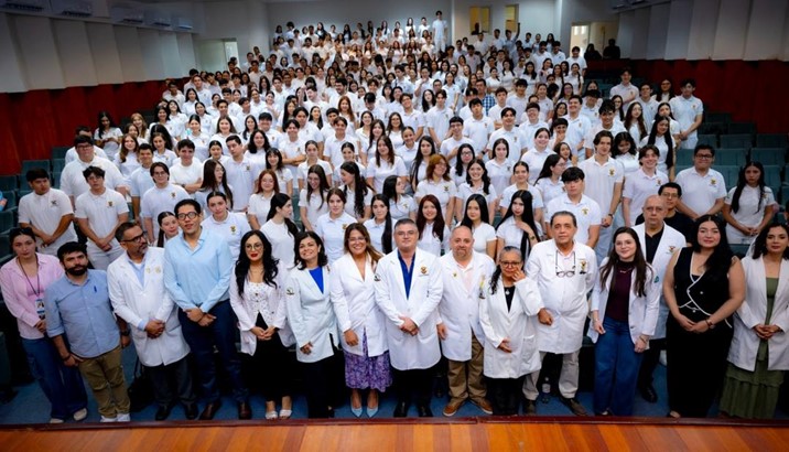 Facultad de Medicina rompe el silencio sobre salud mental estudiantil