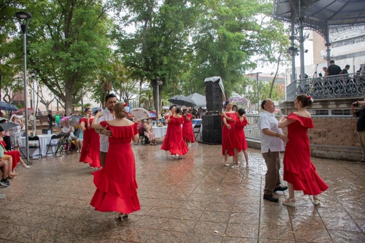 Tardes de Danzón cumplen 26 años uniendo generaciones en Culiacán