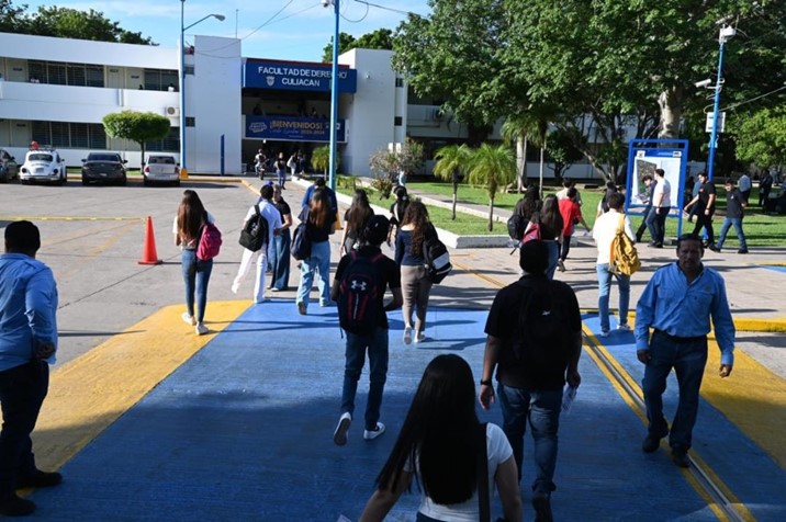Más de 50 mil nuevos alumnos llegan este lunes a UAS