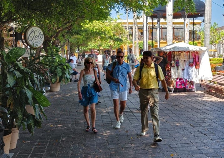 Primer crucero de julio impulsa la actividad turística en Mazatlán