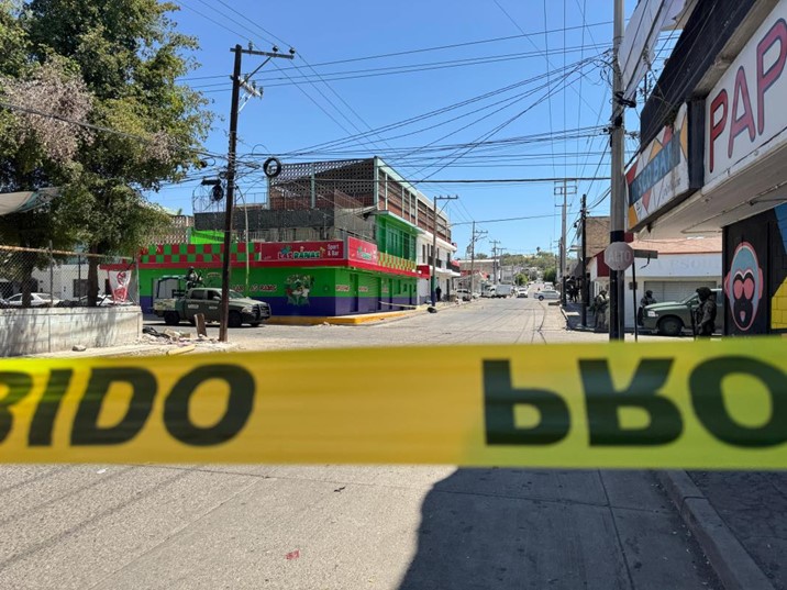 Asesinan a balazos una mujer en el sector Centro de Culiacán