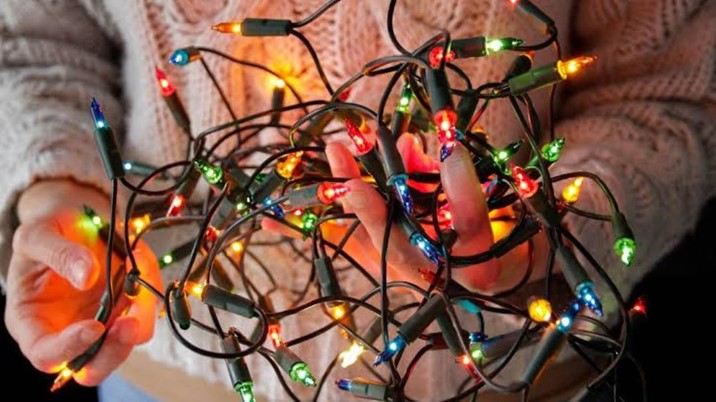  ¡Cuidado con los corto circuitos! CFE recomienda no hacer esto con las luces de navidad