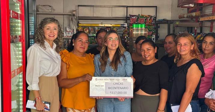 Ayuntamiento de Culiacán entrega 117 mil pesos en apoyos a emprendedoras