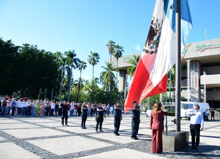 SEPyC encabeza homenaje a los Niños Héroes en Palacio de Gobierno