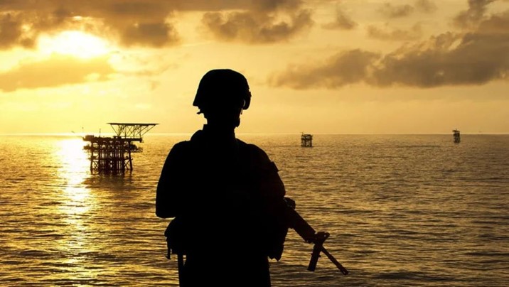  Petróleo, gas se disparan y bolsas de valores caen tras ataques a Irán