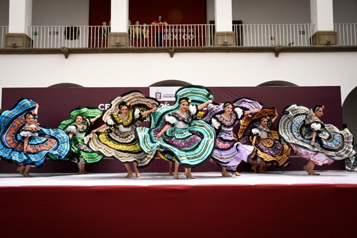 Celebran con orgullo el Día de la Bandera en Culiacán