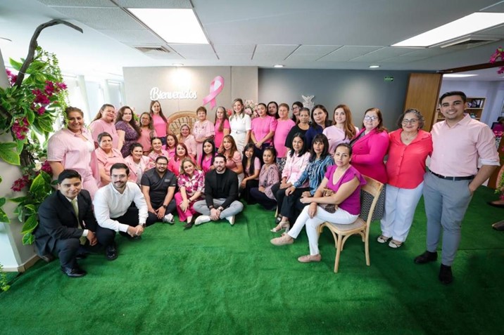 DIF Sinaloa se reúne con mujeres beneficiadas con el programa de cirugías de reconstrucción de mama