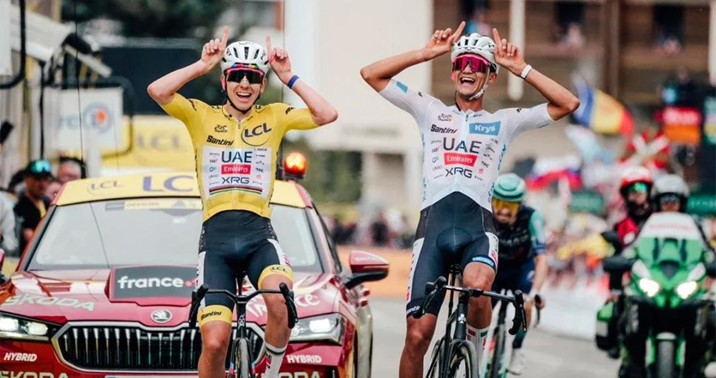  Ciclistas aficionados superan a Isaac del Toro en su regreso tras el Tour