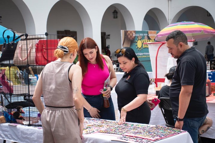 Realizan Verano Bazar 2025 con la participación de 100 emprendedoras