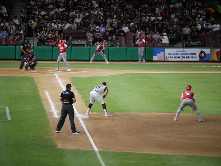 Tomateros cae ante Venados en partido inaugural como local 
