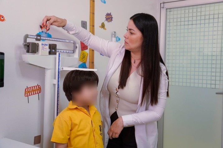 UAS alerta por deficiencias nutricionales detrás del sobrepeso infantil