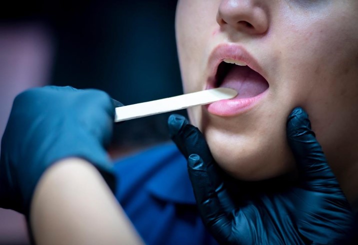 Más allá del cepillado: llaman a revalorar la salud bucal