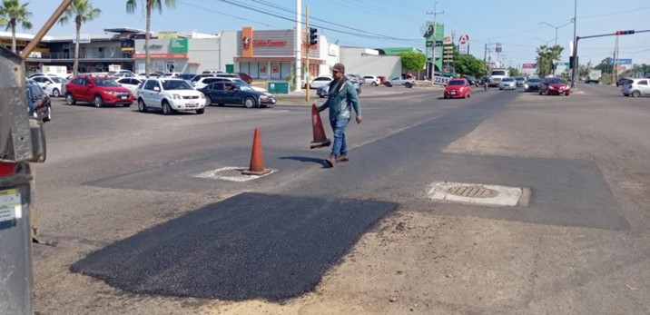 Bacheo municipal busca mejorar la circulación en cinco zonas de Culiacán