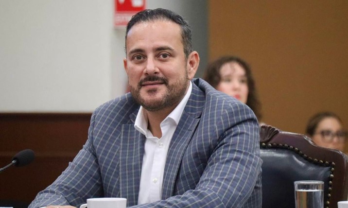 Diputado del PAN ve viable una posible pensión para Sergio Torres