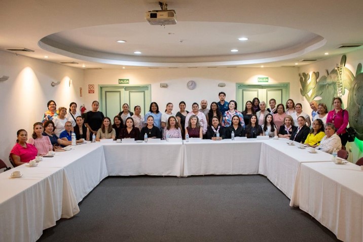 Red Emprende Mujer comparte experiencias de empresaria sinaloense