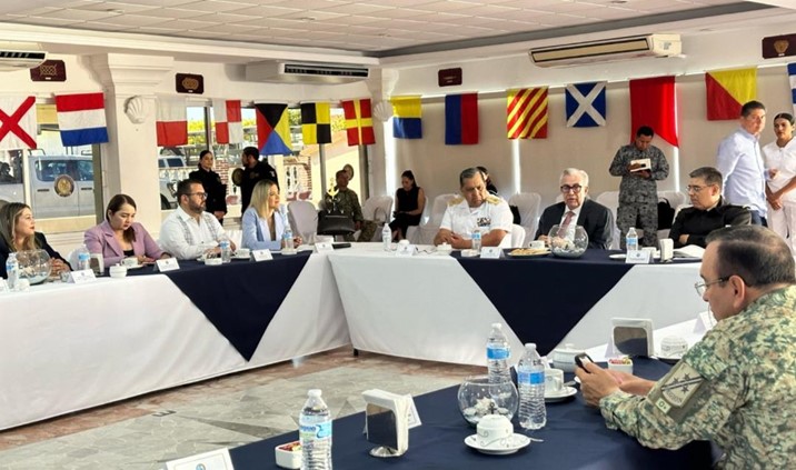 Encabeza Rocha reunión de seguridad desde Mazatlán