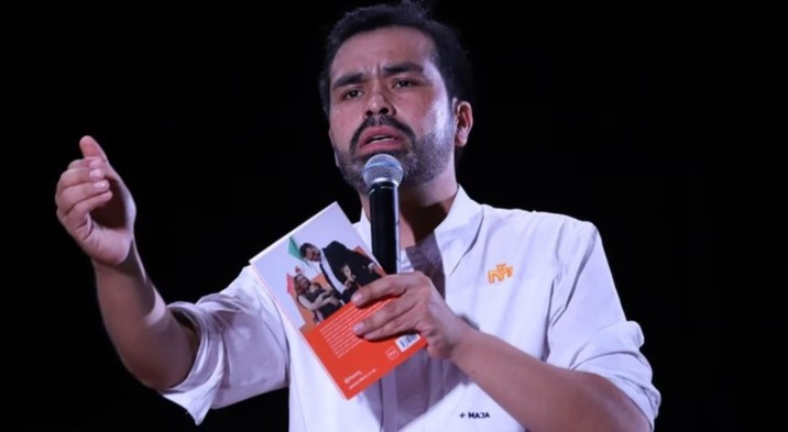 Máynez cuestiona encuestas de Morena tras definir candidaturas rumbo a 2027