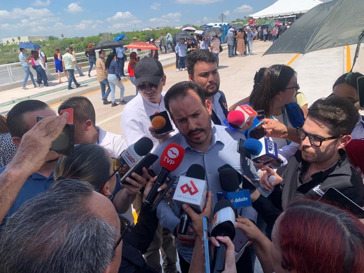 Dispersan 105 mdp como anticipos a proveedores de programa de útiles y uniformes escolares 