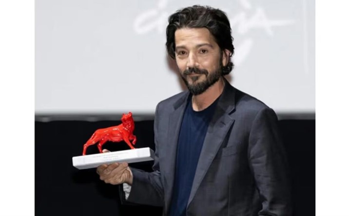 Diego Luna suma otro reconocimiento internacional con Ceniza en la boca