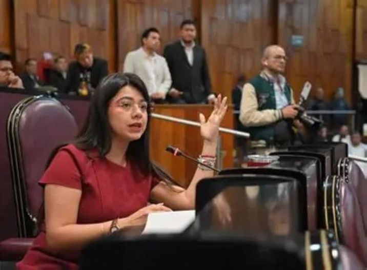 Excolaborador de Diputada Morenista acusa moches en su sueldo