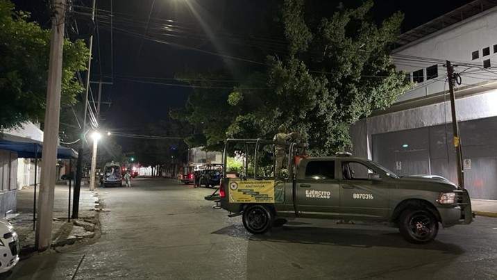  Ataque armado en funeraria Moreh, desata persecución y termina con detenidos en Culiacán