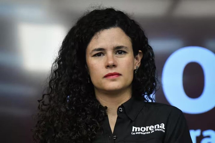 ¿Luisa María Alcalde está fuera de Morena?