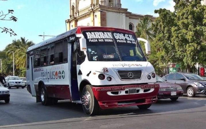  Transportistas resienten "caída histórica" de pasajeros durante vacaciones en Sinaloa