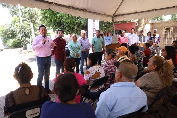 Ayuntamiento de Navolato iniciará diez obras de rehabilitación de drenaje en Villa Juárez