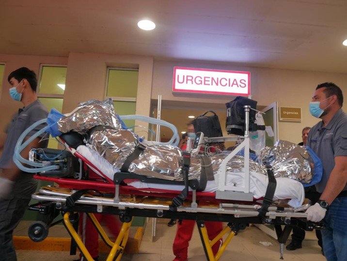 Esperanza en camino: Uriel, con quemaduras por descarga eléctrica es trasladado a clínica de Estados Unidos 