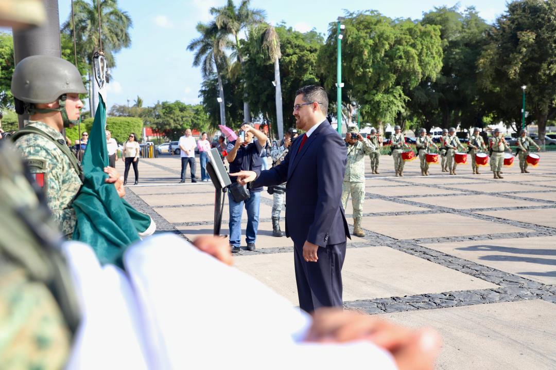 Conmemoran el 114 aniversario luctuoso de Gabriel Leyva Solano