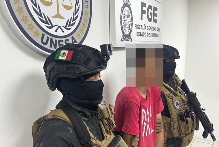 Detienen a Paul “N” por presuntamente agredir e intentar prenderle fuego a su vecina, en Culiacán
